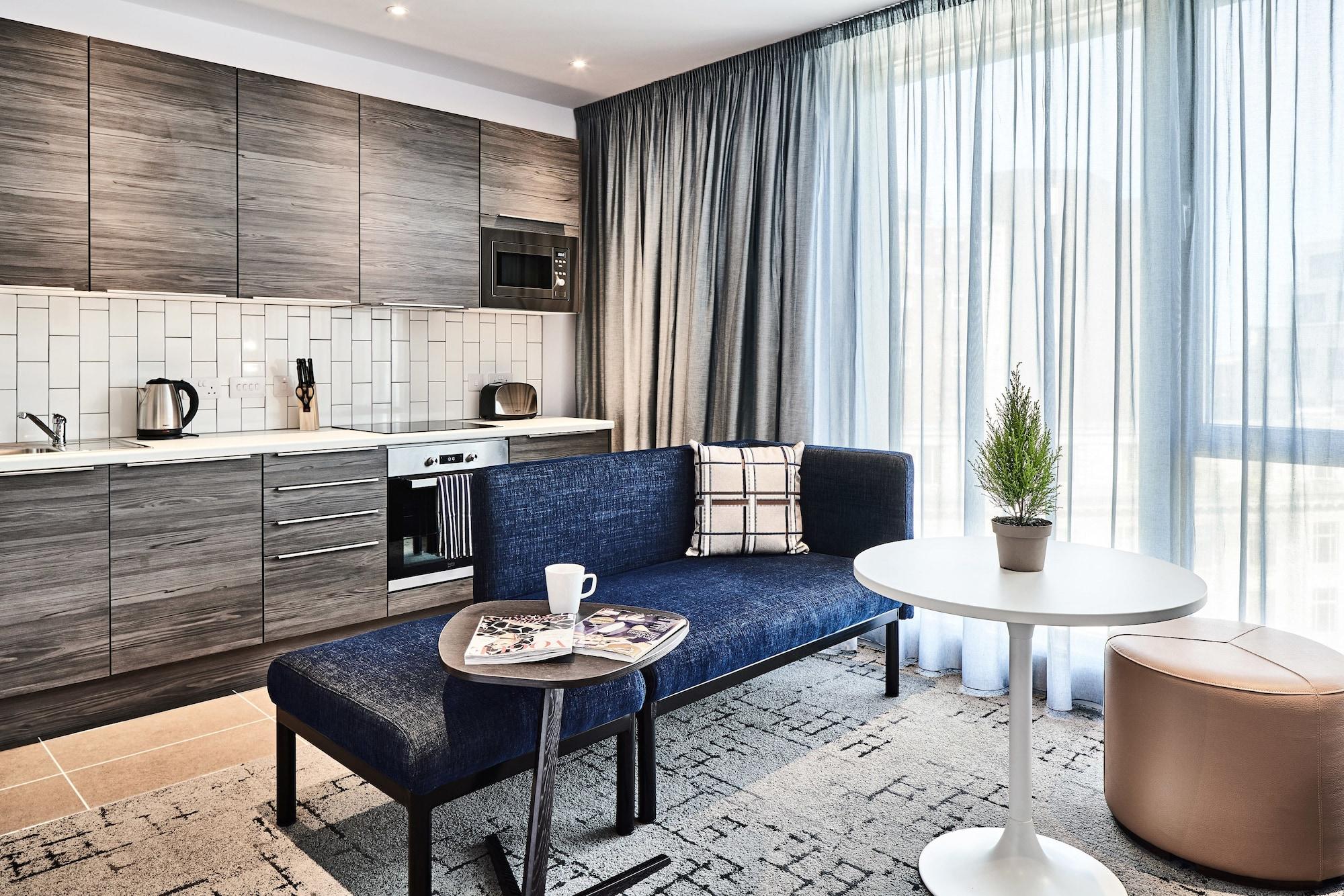 Aparthotel Citadines Centre 4*